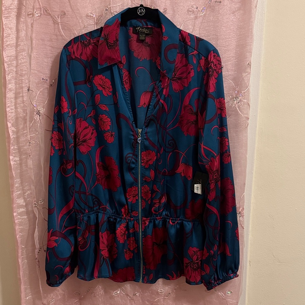 Thalia Sodi Red Floral Blouse Size XL